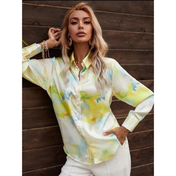 SHEIN Blouse - Picture 2 of 7